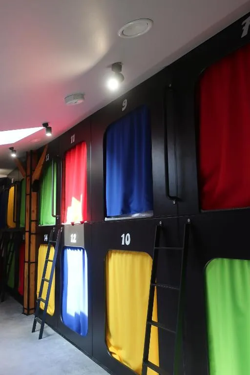 Space Capsule Hostel Kraków